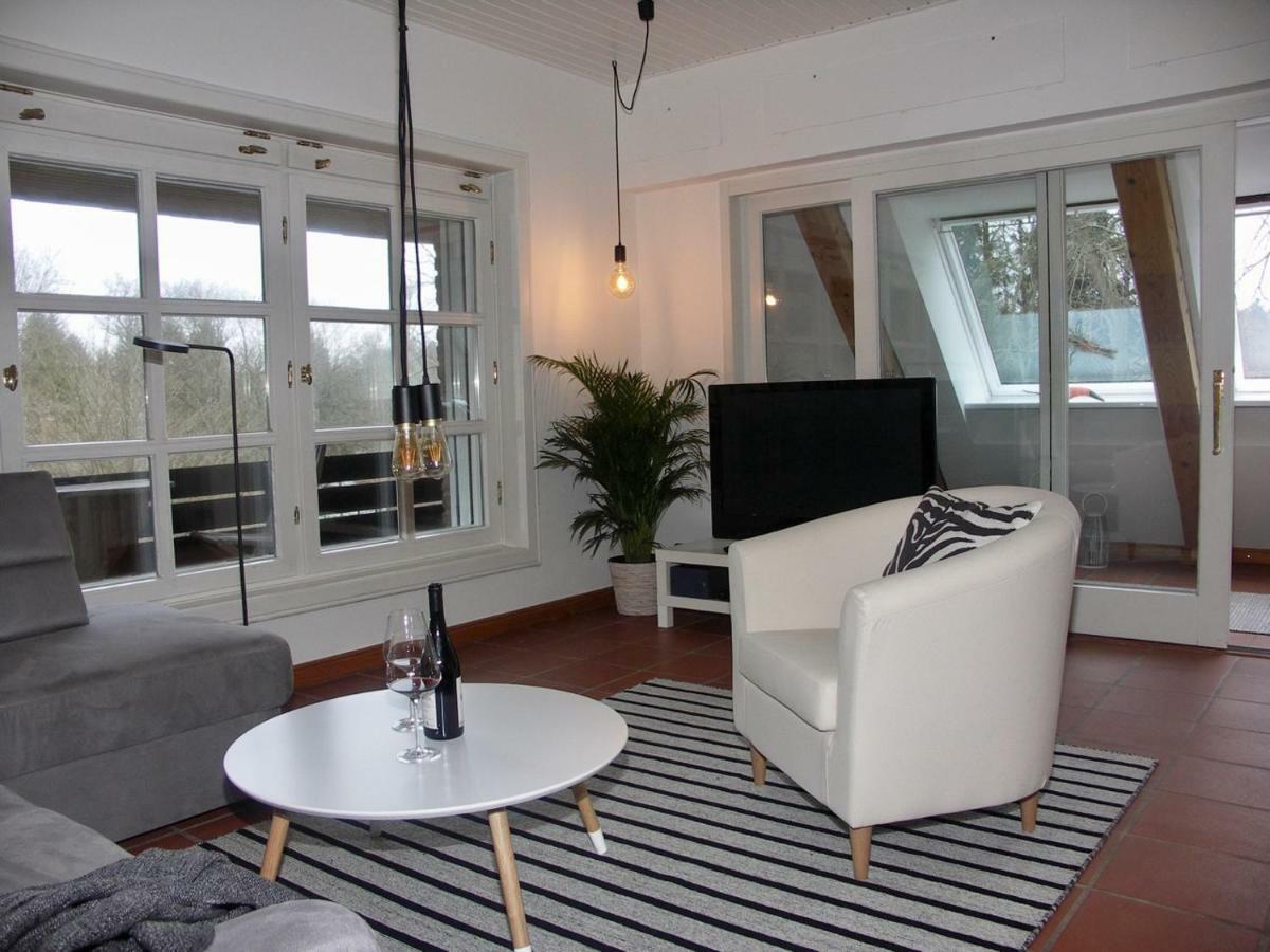 Ferienwohnung An Der Farchauer Muehle Schmilau Экстерьер фото